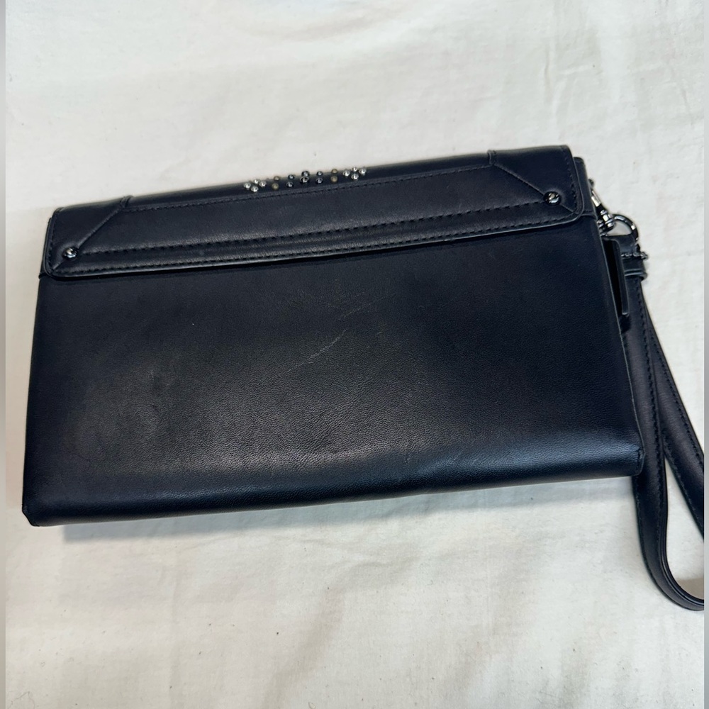 Coach Swagger Clutch . With Bandana Rivets. New no tag - Picture 3 of 6